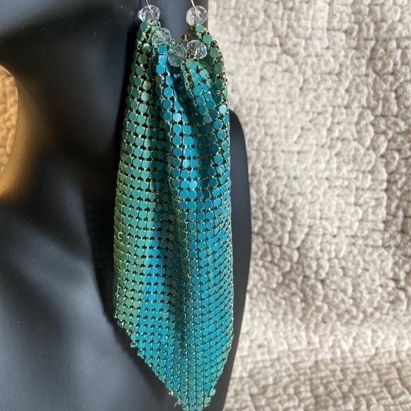 💌 Handmade Turquoise Color Metal Mesh Earrings - Picture 3 of 9